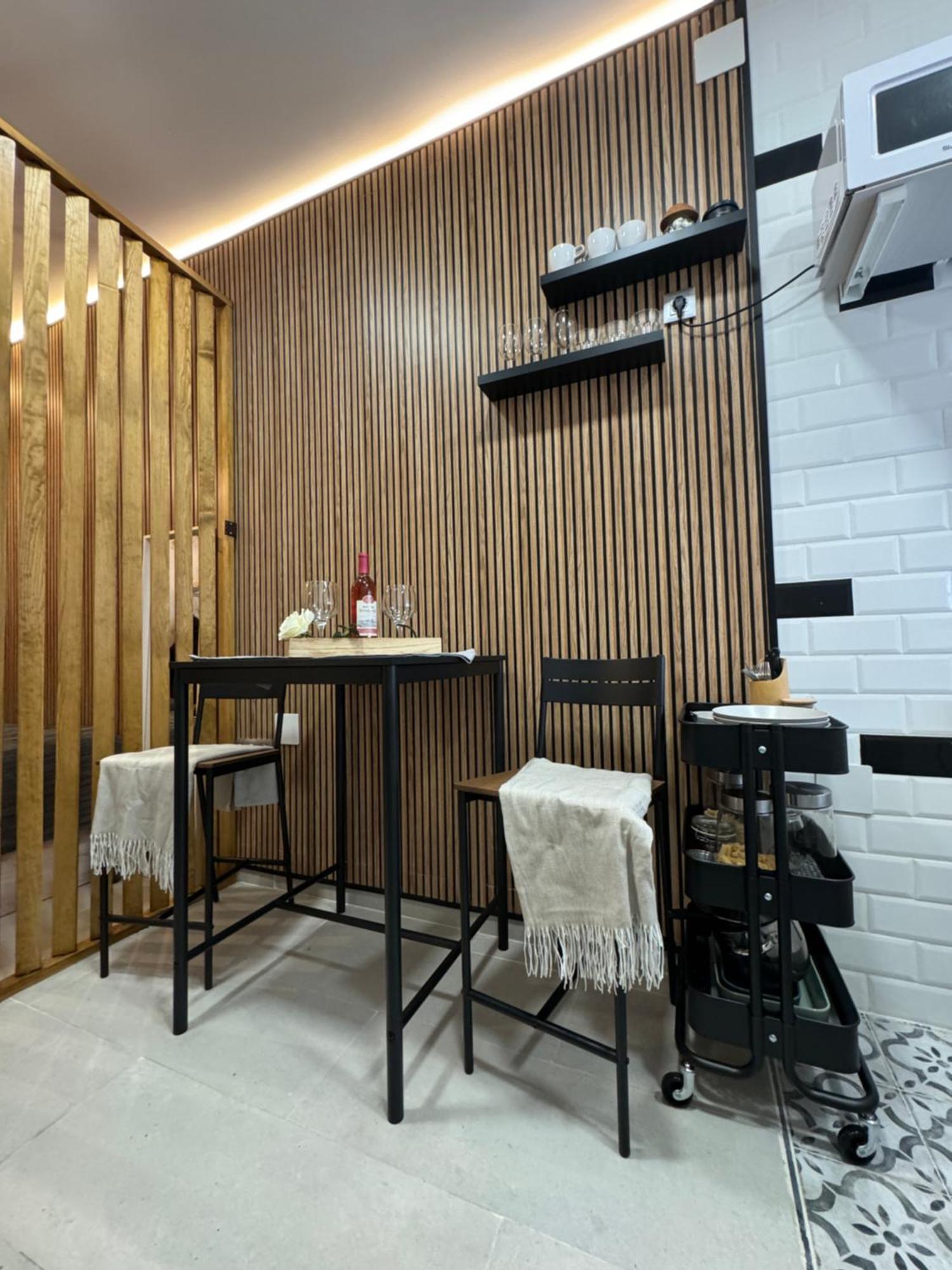 Vistalegre! Pequeno Y Fantastico Loft Cerca Del Metro Lägenhet Madrid Exteriör bild